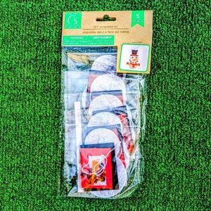 DIY Crafter’s Square Do-it-Yourself Snowman Felt Christmas Ornament 5-Pc Set NIP